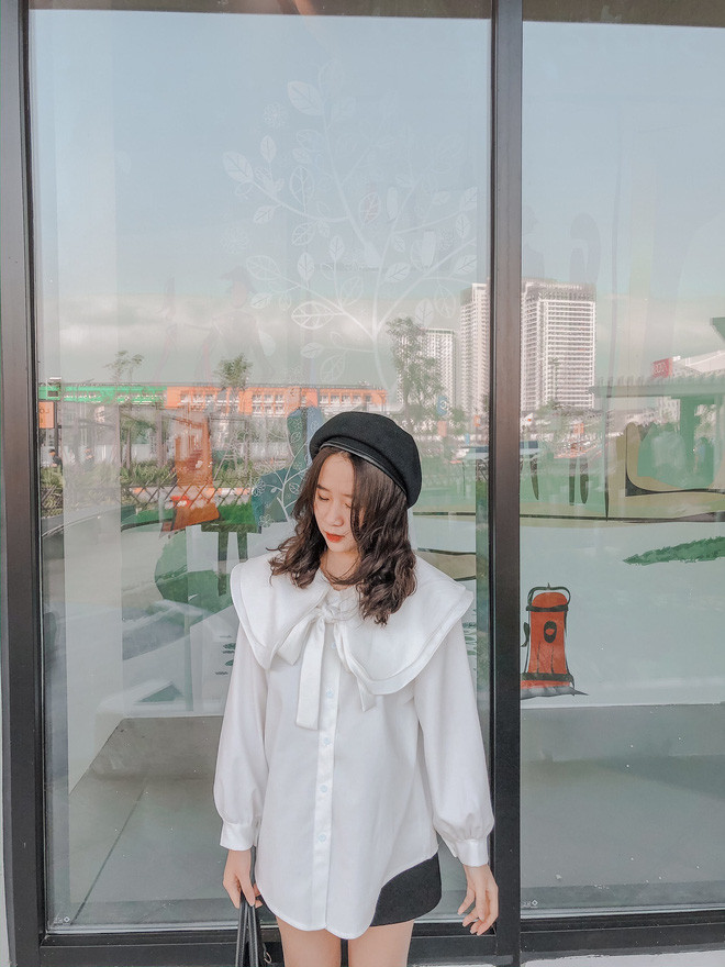 Sau loạt ảnh sang chảnh ở VinUni những ngày đầu năm mới, nữ sinh khiến dân tình bấn loạn truy tìm info vì nhan sắc đời thường "không phải dạng vừa đâu".