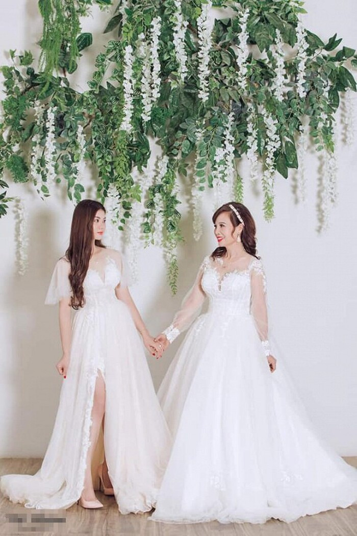 Có thể thấy, con gái cô dâu 62 tuổi Cao Bằng sở hữu nhan sắc xinh đẹp, hiền hậu với làn da trắng sứ cùng vóc dáng thon gọn, cao ráo.