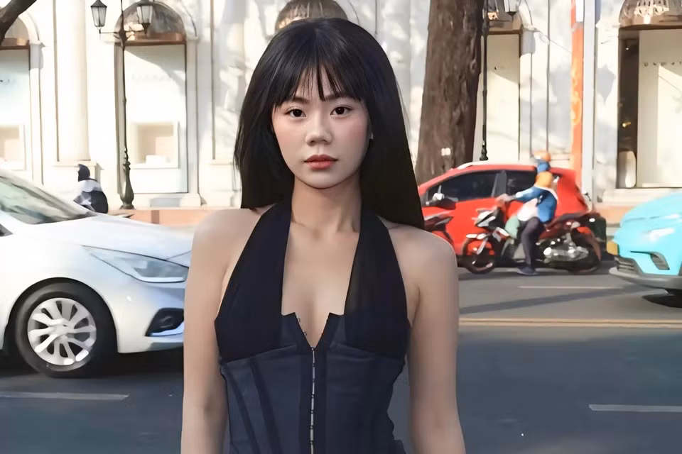 Mới đây, TikToker Bé Mèo Nhỏ Mít Ướt (còn được gọi là “Thảo da ua”, tên thật là Như Thảo) cũng đăng đàn xin lỗi công khai và xin chịu trách nhiệm vì quảng cáo lố các sản phẩm làm đẹp.