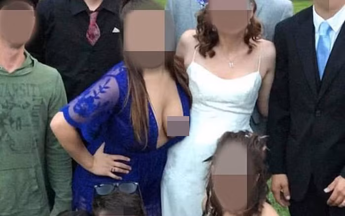 Mặc sao để vừa đẹp, vừa trang nhã để đi ăn cưới là điều mà nhiều chị em phải chú ý.