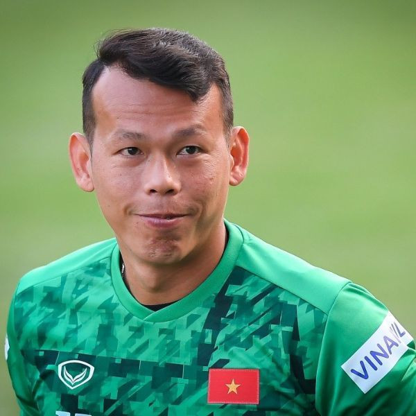 Ở World Cup năm nay đã đến trận cuối cùng, thế nhưng thủ môn Tấn Trường chưa một lần đoán trúng một đội nào sẽ thắng. Câu chuyện trùng hợp hài hước trên khiến cho anh chàng nhận về sự quan tâm vô cùng lớn của người hâm mộ bóng đá.