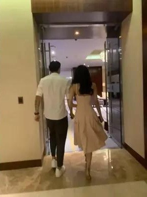 Dù bị netizen gọi tên liên tục nhưng Đoàn Văn Hậu và Doãn Hải My chưa chịu công khai mối quan hệ "đường mật" này.