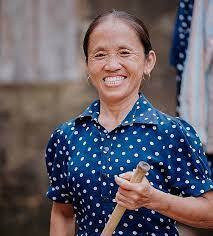 Gần 4 tháng sau ca can thiệp gây tranh cãi, dạo gần đây diện mạo của nữ Youtuber tiếp tục trở thành đề tài bàn tán của dân mạng.