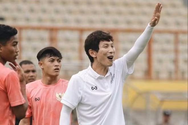 Trong chiến tích giành ngôi Á quân thế giới 2019 của U20 Hàn Quốc, dù chỉ là trợ lý nhưng Gong có vai trò rất lớn trong việc phát huy các phẩm chất của cầu thủ cũng như truyền lửa.