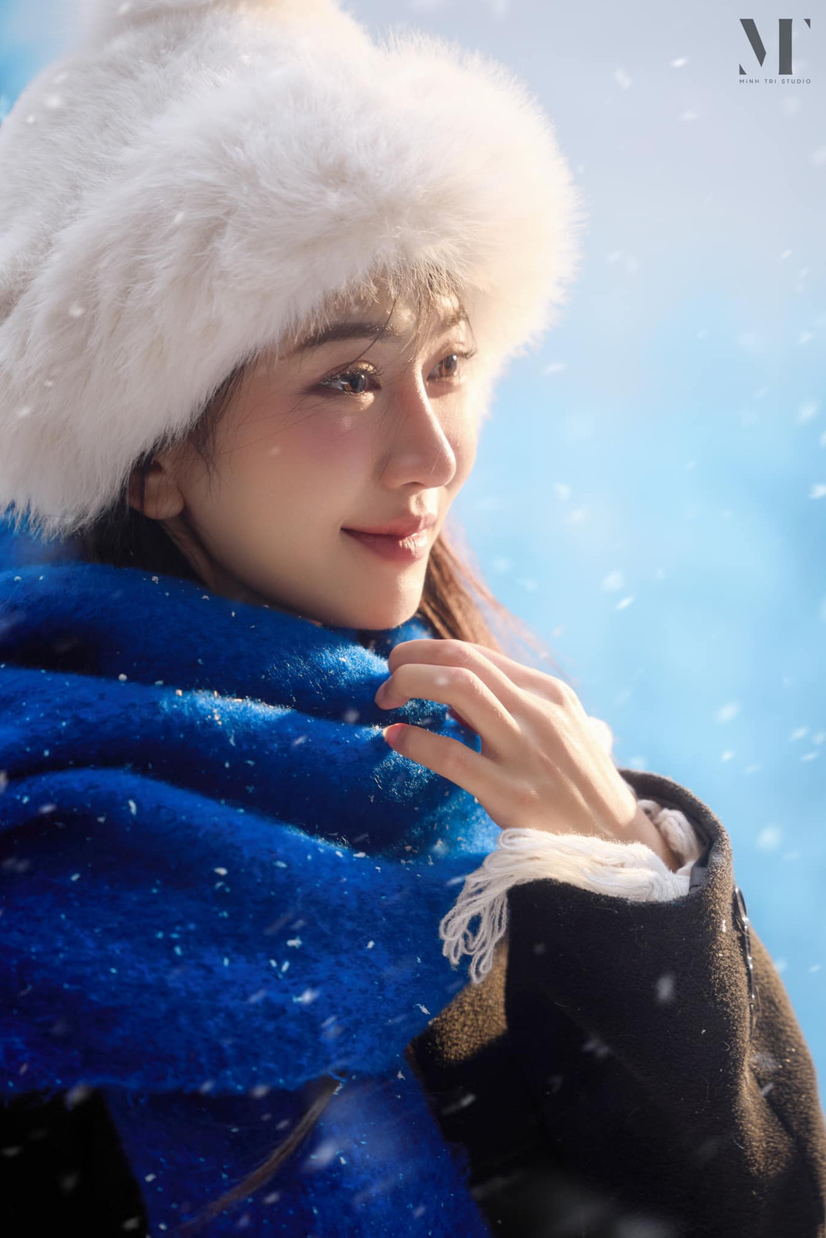 Từng không phân định được ranh giới giữa phản cảm - quyến rũ, là trung tâm của nhiều đợt chỉ trích, Lê Bống dần thay đổi hình ảnh cũ gắn liền với thị phi, chuyển sang xây dựng phong cách trưởng thành, kín đáo hơn.