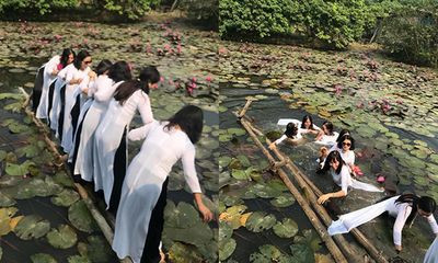 Trước đó, trên mạng xã hội từng đăng tải nhiều cú ngã để đời của các nàng khi "úp mặt" vào lòng sông để chụp ảnh.