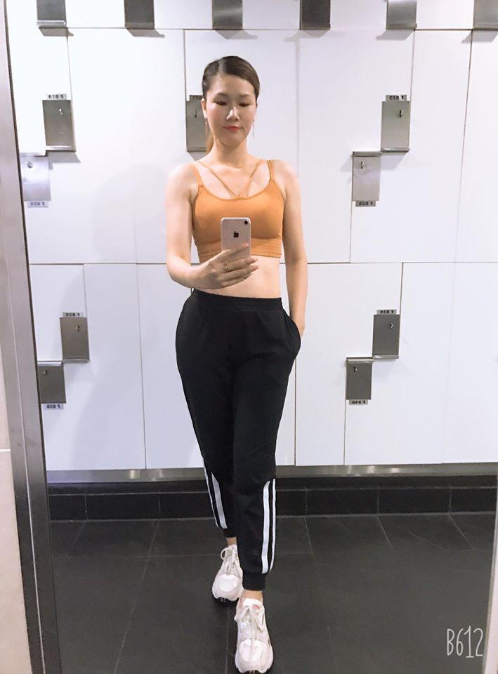 Là MC, đương nhiên Thi Giang không chỉ có khả năng đọc đều đều như khi làm "chị Google" mà có thể lên bổng xuống trầm cực kỳ truyền cảm.