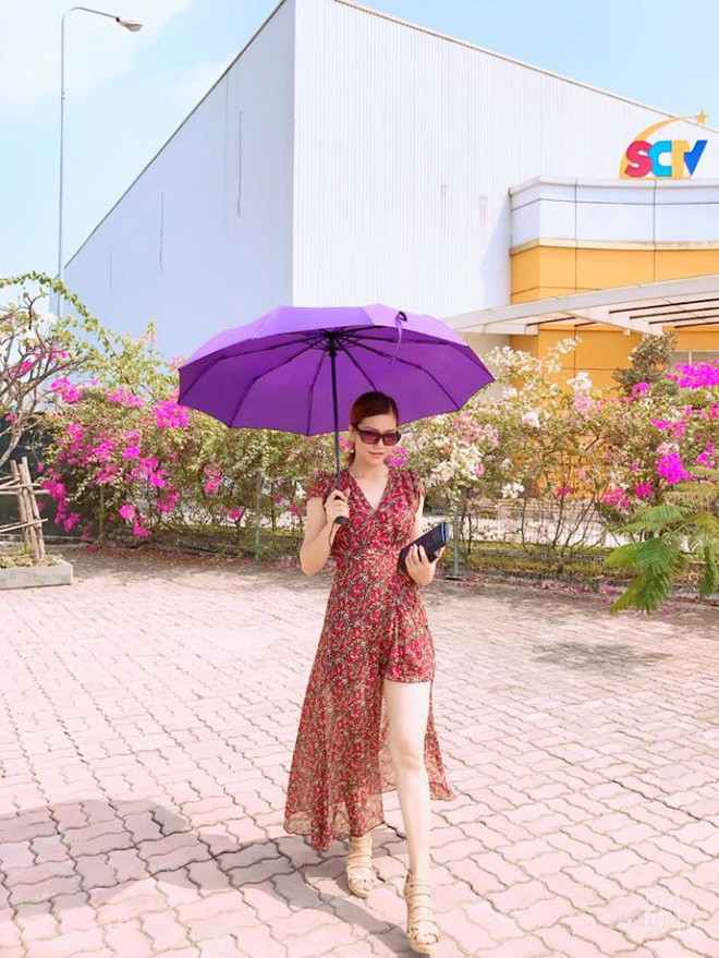 Thi Giang phụ trách rất nhiều chương trình với vai trò là người dẫn và cũng là giọng đọc voice-off thường xuyên trong các bản tin của đài.