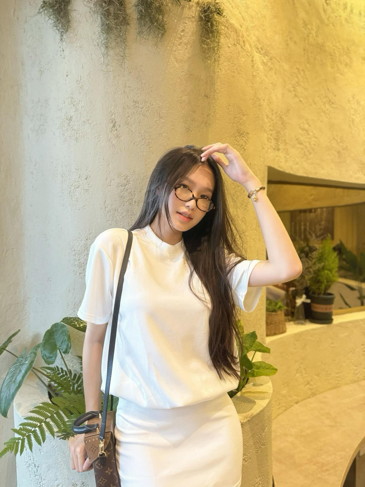 Top 10 Hoa hậu Việt Nam 2020 được đánh giá lấy lại vóc dáng nhanh sau sinh.