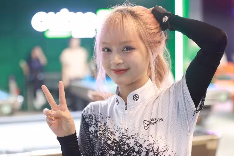 Gấm Kami vẫn đang tiếp tục hoạt động nghệ thuật và thể hiện sự quyết tâm trong việc thực hiện các dự định cá nhân, bất chấp những tranh cãi.