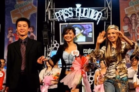 Ngọc Anh là cái tên khá quen thuộc với những người thuộc thế hệ cuối 8x, đầu 9x. Năm 2006, cô nàng đăng ký tham gia cuộc thi Miss Audition khi đang ở độ tuổi đôi mươi.