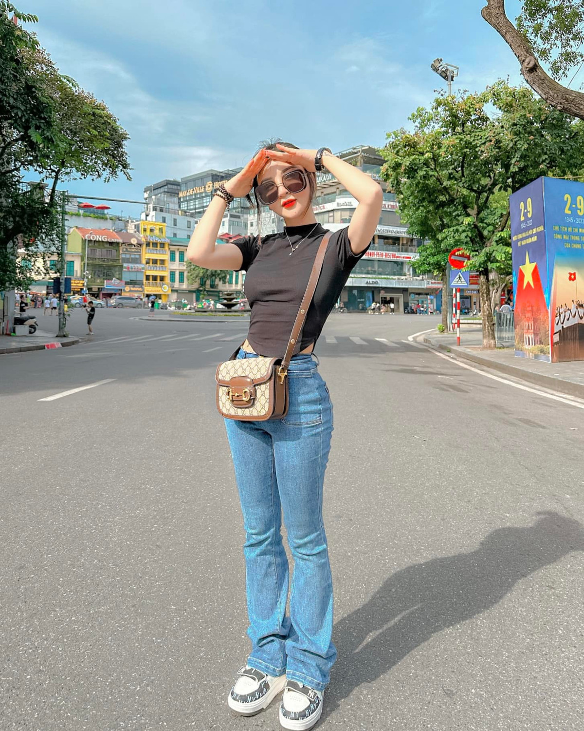  Cô nàng 9x đa tài trở thành động lực luyện tập thể thao cho nhiều cô gái trẻ hiện nay. 