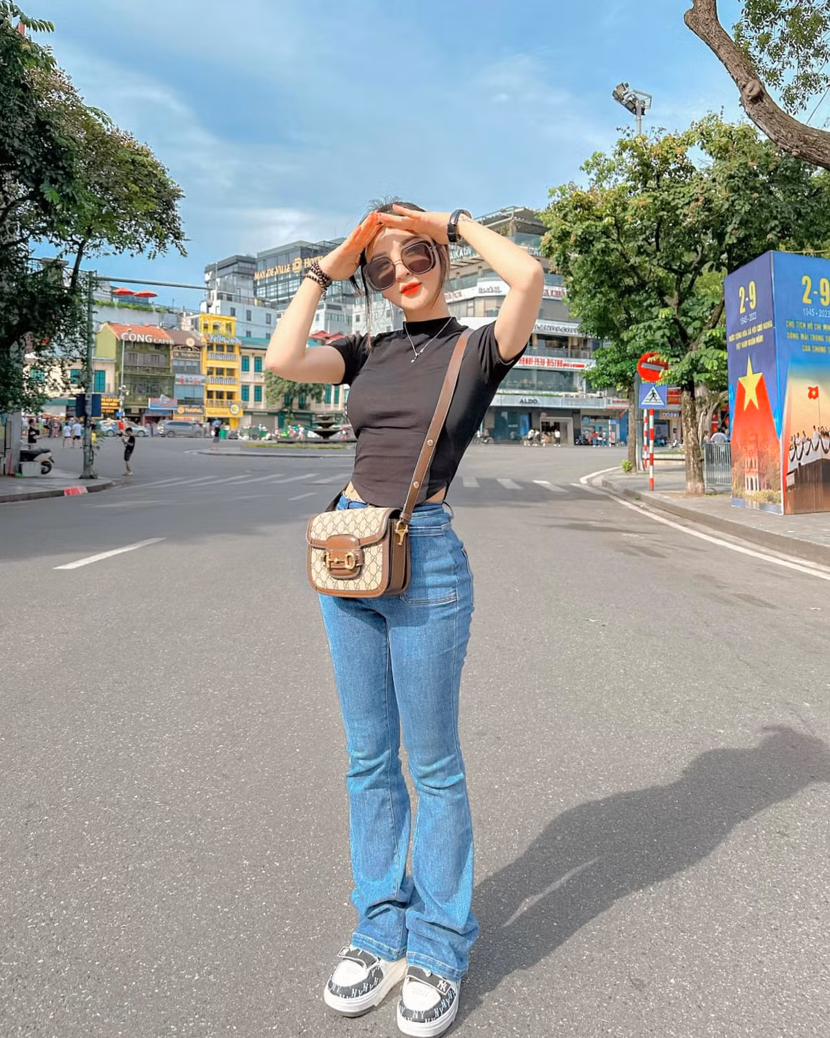  Cô nàng 9x đa tài trở thành động lực luyện tập thể thao cho nhiều cô gái trẻ hiện nay. 