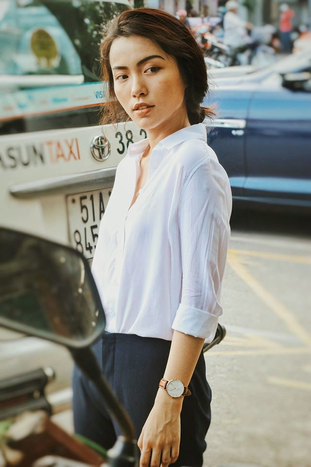 Trước giờ Hà Trúc luôn kín tiếng và ít khi nói về chuyện mua nhà, mở công ty. Thế nên màn đáp trả của cô nàng thực sự khiến dân tình vừa bất ngờ lại vừa khâm phục.