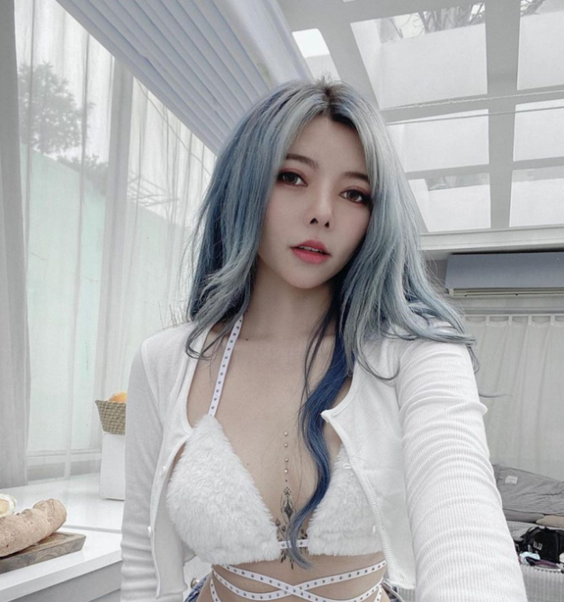 Mới đây thôi, sau một thời gian dài ở ẩn, Ohsusu đã bất ngờ có màn comeback vô cùng ấn tượng.