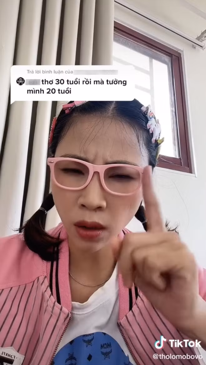 Nhưng chưa được bao lâu, Youtuber Thơ Nguyễn đã quay trở lại khiến khán giả ngỡ ngàng, thậm chí xoá luôn video xin lỗi và lập kênh mới với tên mới.
