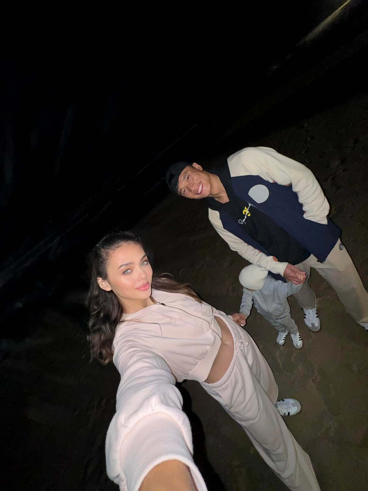 Dianka duy trì vóc dáng thon gọn và vòng eo săn chắc nhờ kết hợp tập gym với các môn thể thao khác như yoga, bơi lội và bóng chuyền.