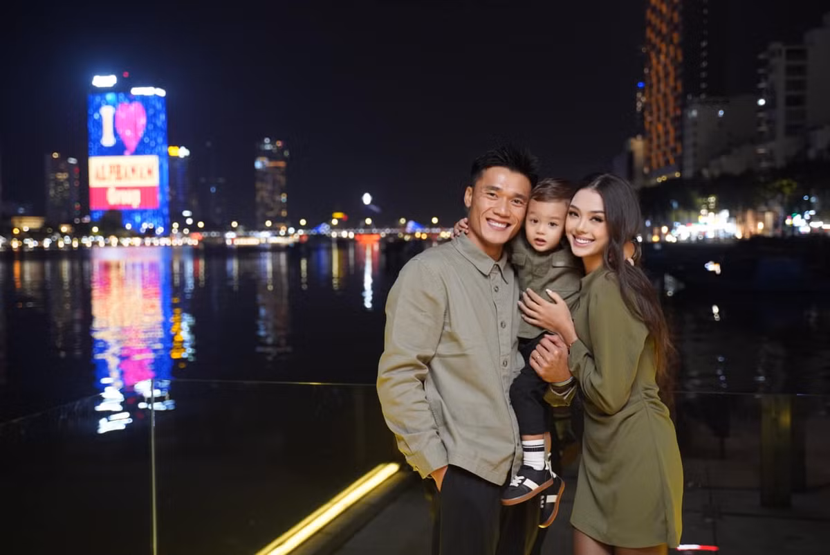 Nàng người mẫu gốc Ukraine cũng chú trọng đến chế độ dinh dưỡng lành mạnh, thường xuyên chia sẻ những bữa ăn giàu rau xanh trên trang cá nhân.