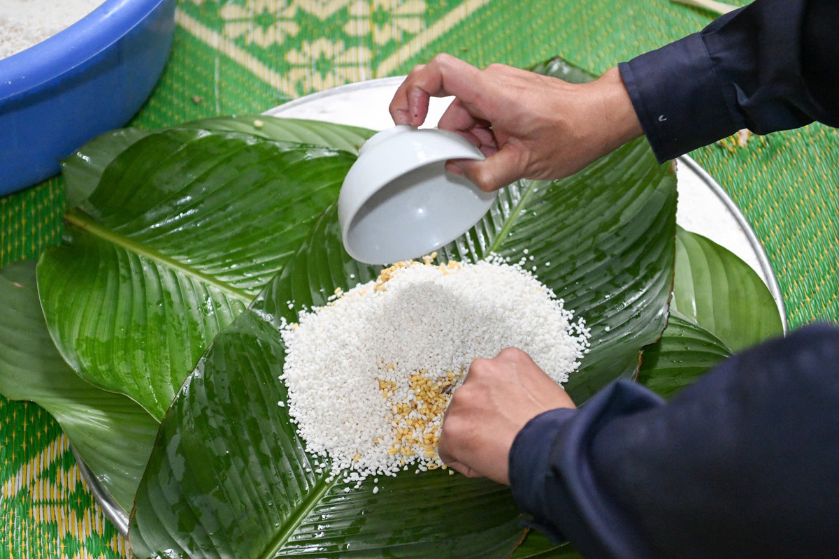 Đây là hoạt động thường niên của đơn vị mỗi khi Tết đến, Xuân về nhằm gắn kết tình cảm các chiến sĩ khi làm nhiệm vụ những ngày Tết.