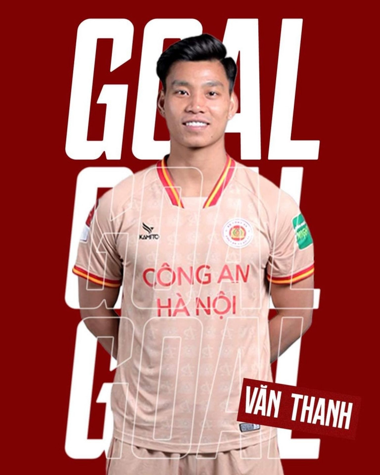 Trong số các tuyển thủ của đội tuyển Việt Nam mà CLB Công an Hà Nội mang về hồi đầu mùa giải còn có cựu cầu thủ của CLB Hoàng Anh Gia Lai là hậu vệ Vũ Văn Thanh.