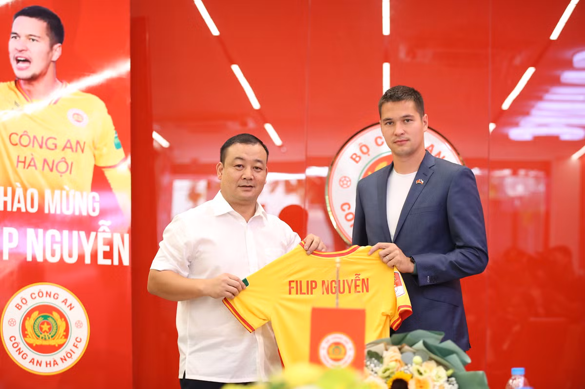 Filip Nguyen va dan sao 