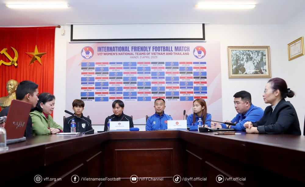 HLV U17 Thai Lan noi gi truoc tran dau voi U17 nu Viet Nam