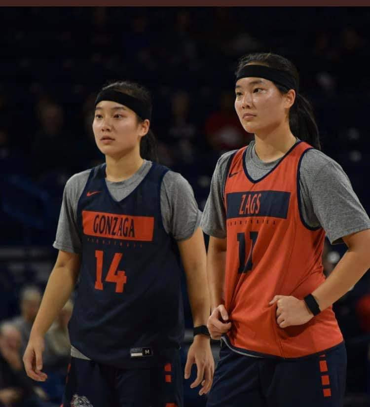 Màn thể hiện của tuyển bóng rổ nữ Việt Nam nói chung và 2 chị em nói riêng đã tạo nên cơn sốt bóng rổ chưa từng thấy trong lịch sử bộ môn này tại Việt Nam. Sau giải đấu, các cô gái áo Đỏ-Vàng còn có riêng cho mình fanclub đông đảo và nhiệt thành.