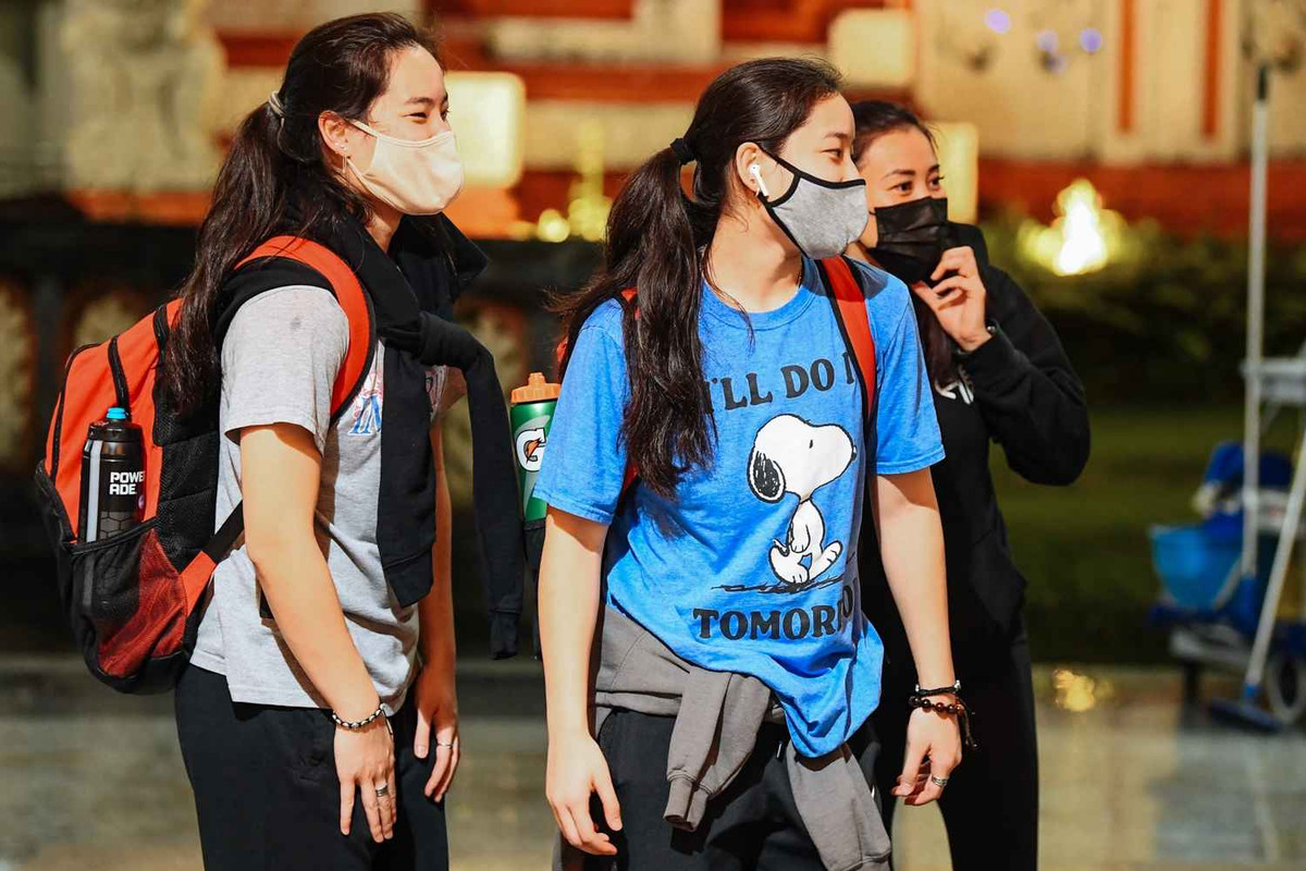 Sau khi hạ cánh về Việt Nam, mục tiêu trước mắt của Trương Twins là thích nghi lại với múi giờ và khí hậu ở Đông Nam. Để chuẩn bị tốt nhất cho SEA Games, cặp chị em Việt kiều của làng bóng rổ Việt Nam sẽ cùng những người đồng đội tham gia giải Asia Tour 3x3 2023 diễn ra trong hai ngày 22/4 và 23/4 ở Philippines.