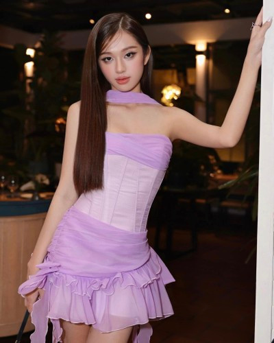 Thời gian vừa qua, tên tuổi của Thảo Trang còn đến gần hơn với công chúng khi tham gia các cuộc thi sắc đẹp.