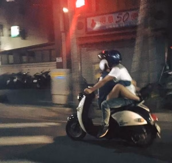 Mời quý độc giả xem video: Vì sao khó cấm xe máy ở thành phố lớn? - Nguồn: VTC