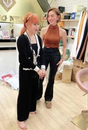 Ngày 16/1, khắp cõi mạng xôn xao vụ xô xát giữa 2 hot girl bán hàng online Trần My và Trang Nemo. Sau đó, công an Quận 1 TP.HCM đã vào cuộc điều tra.