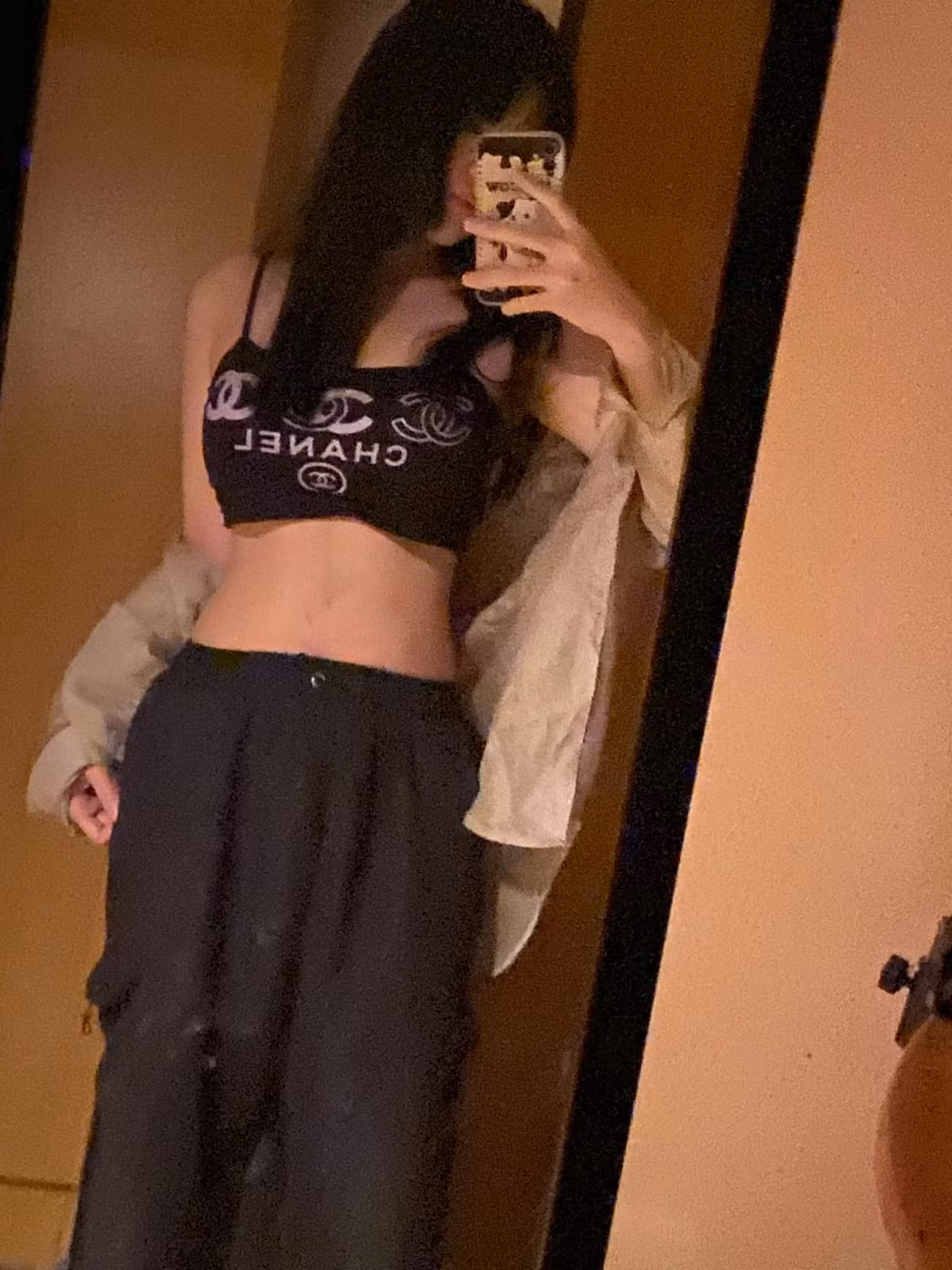 Trên trang cá nhân, hot girl đến từ Thái Lan này cũng thường xuyên khoe những bức ảnh đời thường.