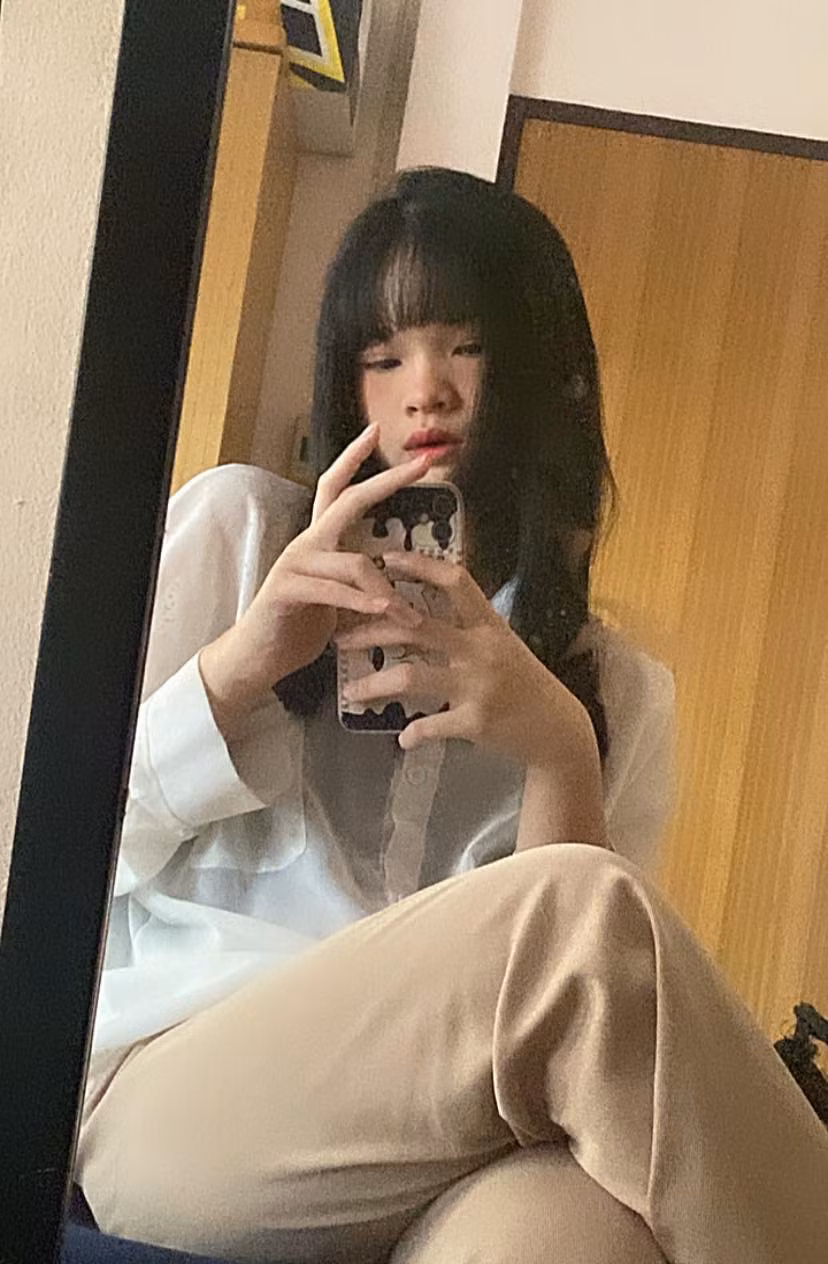 Gương mặt của nữ coser này cũng được netizen nhận xét ưa nhìn.