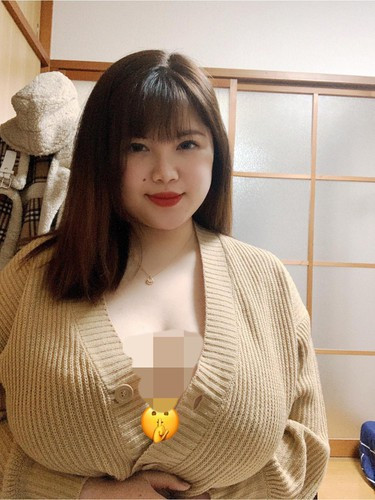 Công việc quảng cáo website kinh doanh "nội dung 18+" mà Thu Trang đang làm hiện đang vấp phải nhiều ý kiến chỉ trích từ cộng đồng mạng Việt.