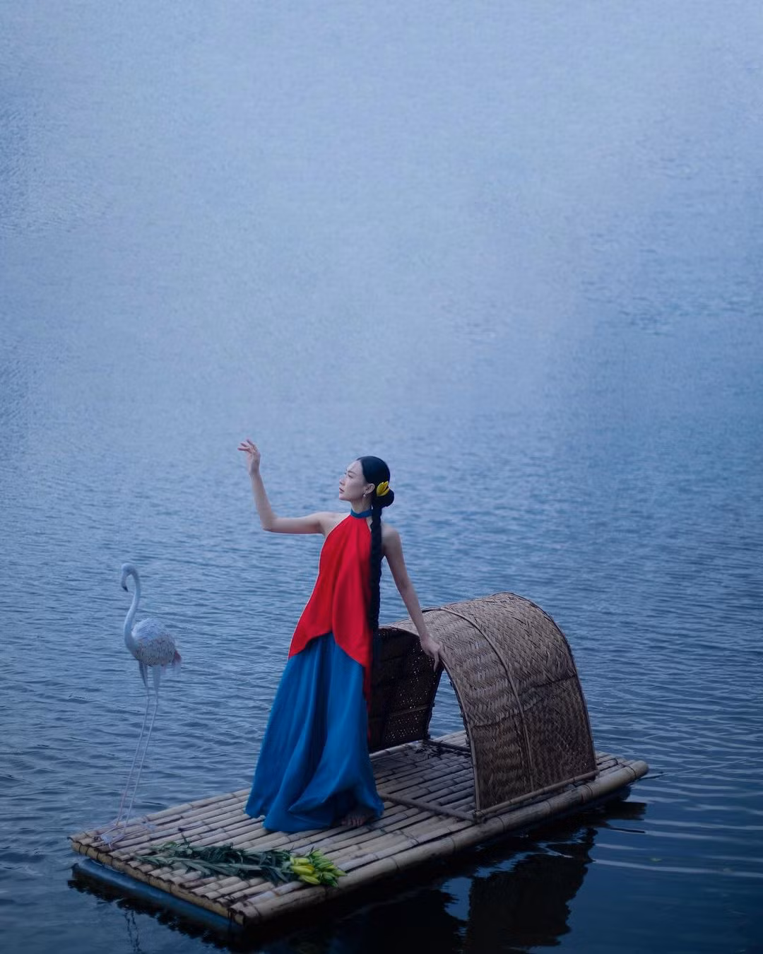 Bạn gái Văn Thanh được khen ngợi có gương mặt đẹp, thân hình thon mảnh, cân đối.