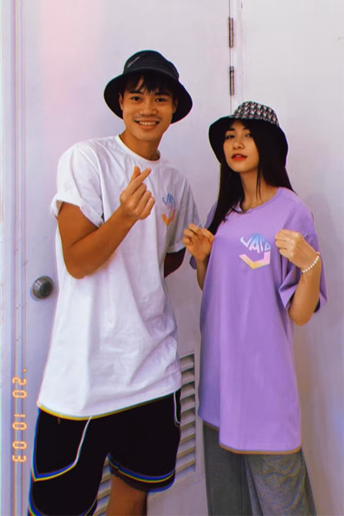 Trước đó, bản thân Văn Toàn và Hoà Minzy cũng cho biết cảm thấy "sởn da gà" khi nghĩ đến chuyện yêu nhau.