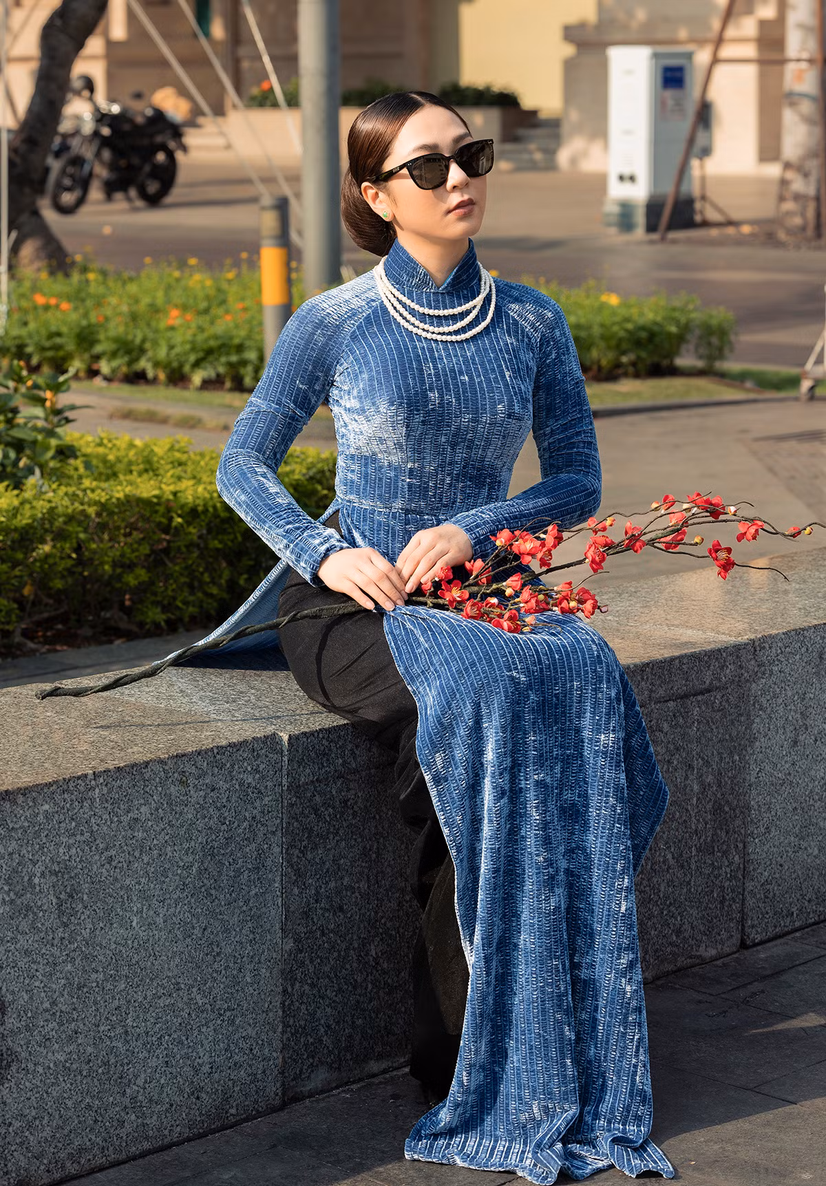 Thời gian này Hà Thanh Xuân tập trung hết sức cho âm nhạc, chăm chỉ chạy show biểu diễn và phát hành nhiều sản phẩm mới.