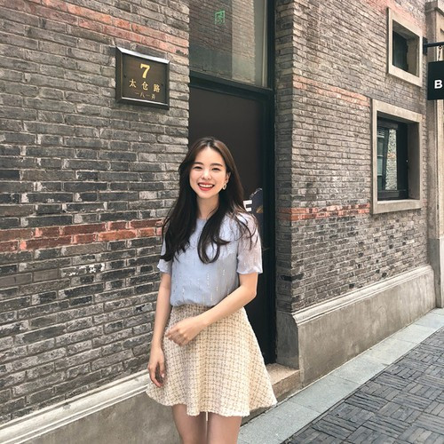 Trong những chuyến du lịch Việt Nam trước đó, Ha Neul từng nhiều lần đến Hội An, Đà Nẵng.