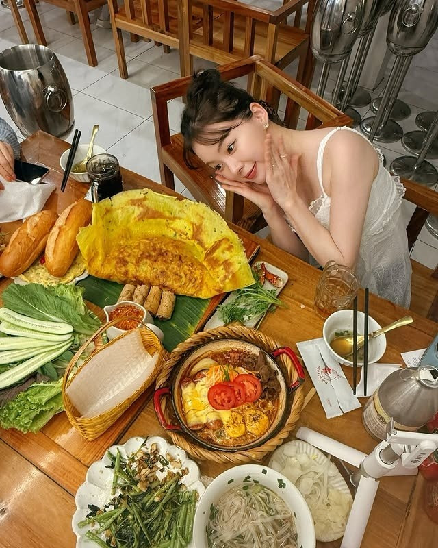 Người mẫu nội y nổi tiếng Hàn Quốc Lee Ha Neul vừa có kỳ nghỉ tại Phú Quốc.