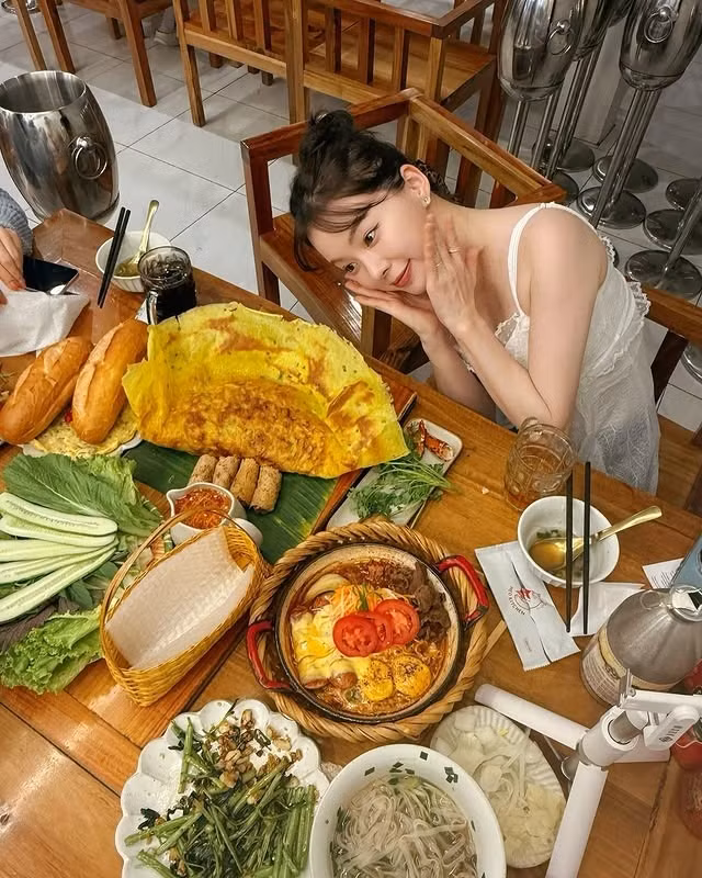 Người mẫu nội y nổi tiếng Hàn Quốc Lee Ha Neul vừa có kỳ nghỉ tại Phú Quốc.