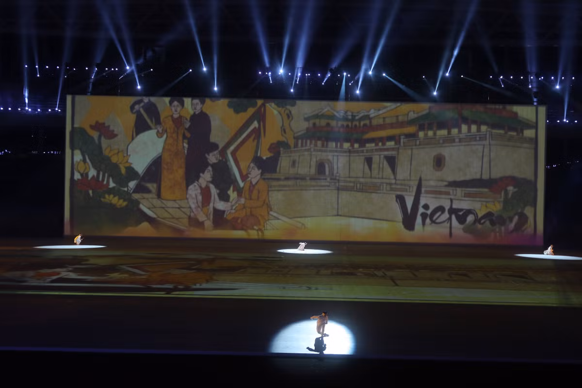 Phần thứ hai của Lễ khai mạc SEA Games 31 sẽ mang tới nội dung Đông Nam Á mạnh mẽ gồm các tiết mục: Hội tụ để tỏa sáng, Đường đến Việt Nam.