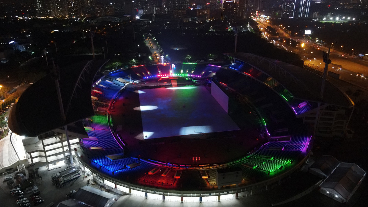 Phần kết thúc: Đông Nam Á tỏa sáng bao gồm các tiết mục: Chung một dòng chảy, Hành trình ngọn đuốc SEA Games, Thắp lửa SEA Games. Bên cạnh đó, Đại diện lãnh đạo Đảng, Nhà nước, Chính phủ Việt Nam sẽ tuyên bố khai mạc SEA Games 31 Việt Nam 2021.