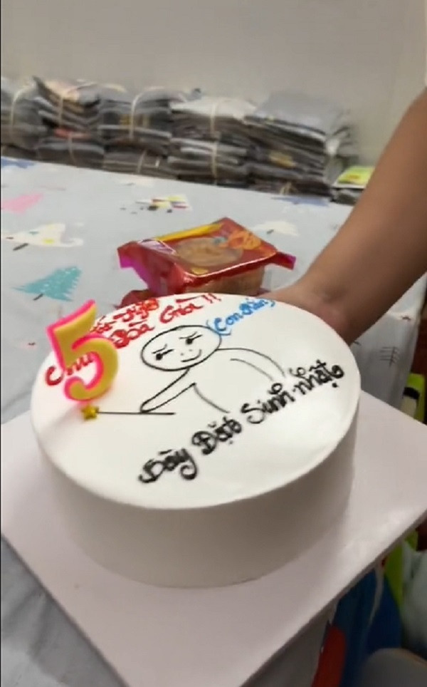 Nhưng nếu sử dụng để nói với bố mẹ, hoặc những người lớn tuổi thì không phù hợp, thể hiện sự thiếu tôn trọng với người lớn. Thậm chí với những vị phụ huynh khó tính, hậu quả sẽ khó mà lường trước được.