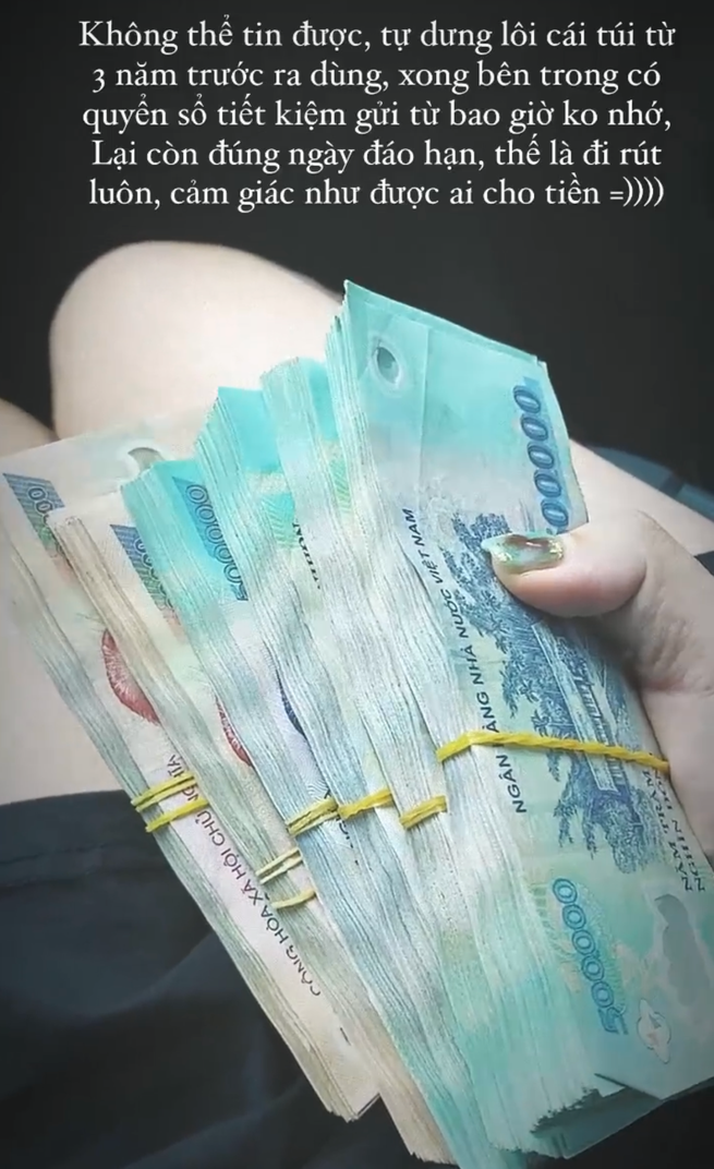 Những cọc tiền dày cộm trông "giàu có" hết biết là thứ không thể thiếu của các "đại tỷ gọi nến", "ông hoàng đọc lệnh". Tuy nhiên, tất cả những thứ trên chỉ là đồ đi thuê.