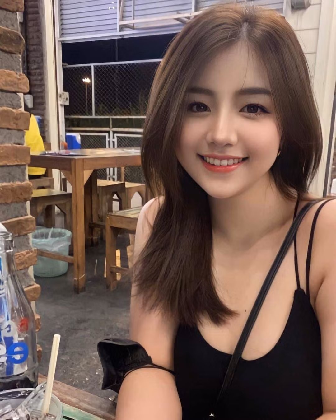 Cách đây không lâu, hình ảnh Nook Napa hoá thân thành miêu nữ đã gây xôn xao cộng đồng mạng vì quá xinh đẹp, quyến rũ.