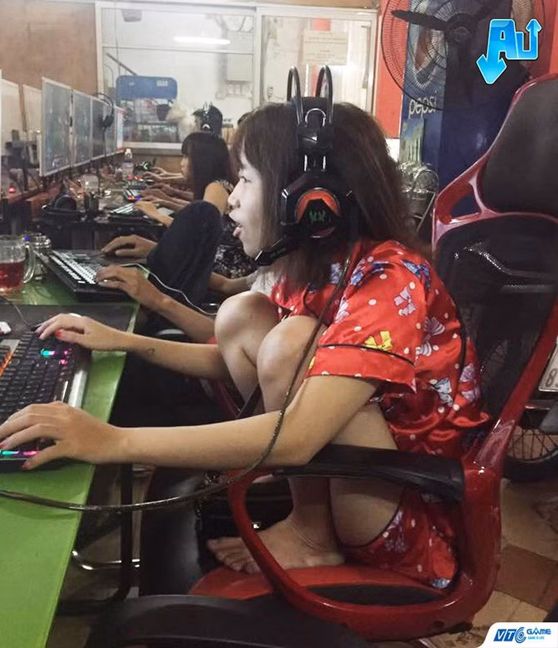 Hiện chùm ảnh dáng ngồi bá đạo của hội chị em trên vẫn thu hút đông đảo sự quan tâm của cộng đồng mạng Việt Nam.