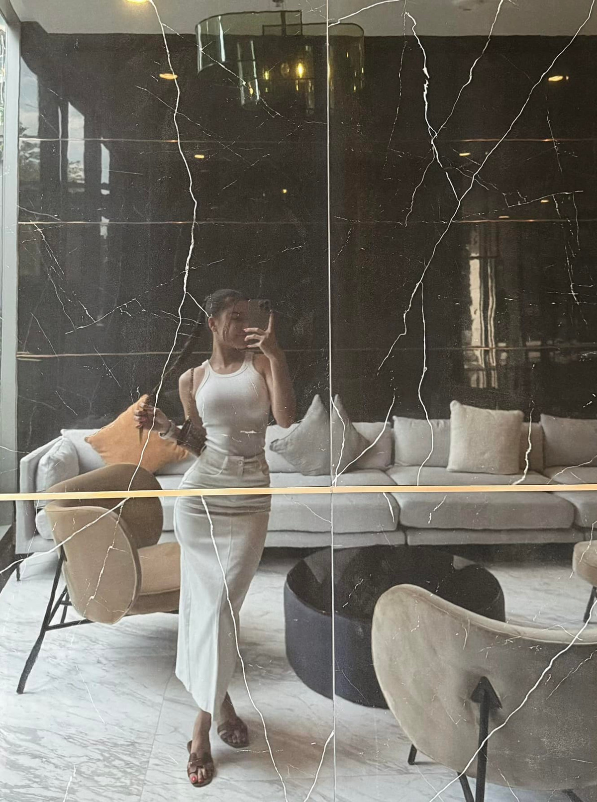 Thực tế, Yến Xuân cùng Văn Lâm sang Singapore không chỉ để du lịch nghỉ dưỡng. Mục đích chính của chuyến đi là khám và chữa trị chấn thương cho Đặng Văn Lâm.