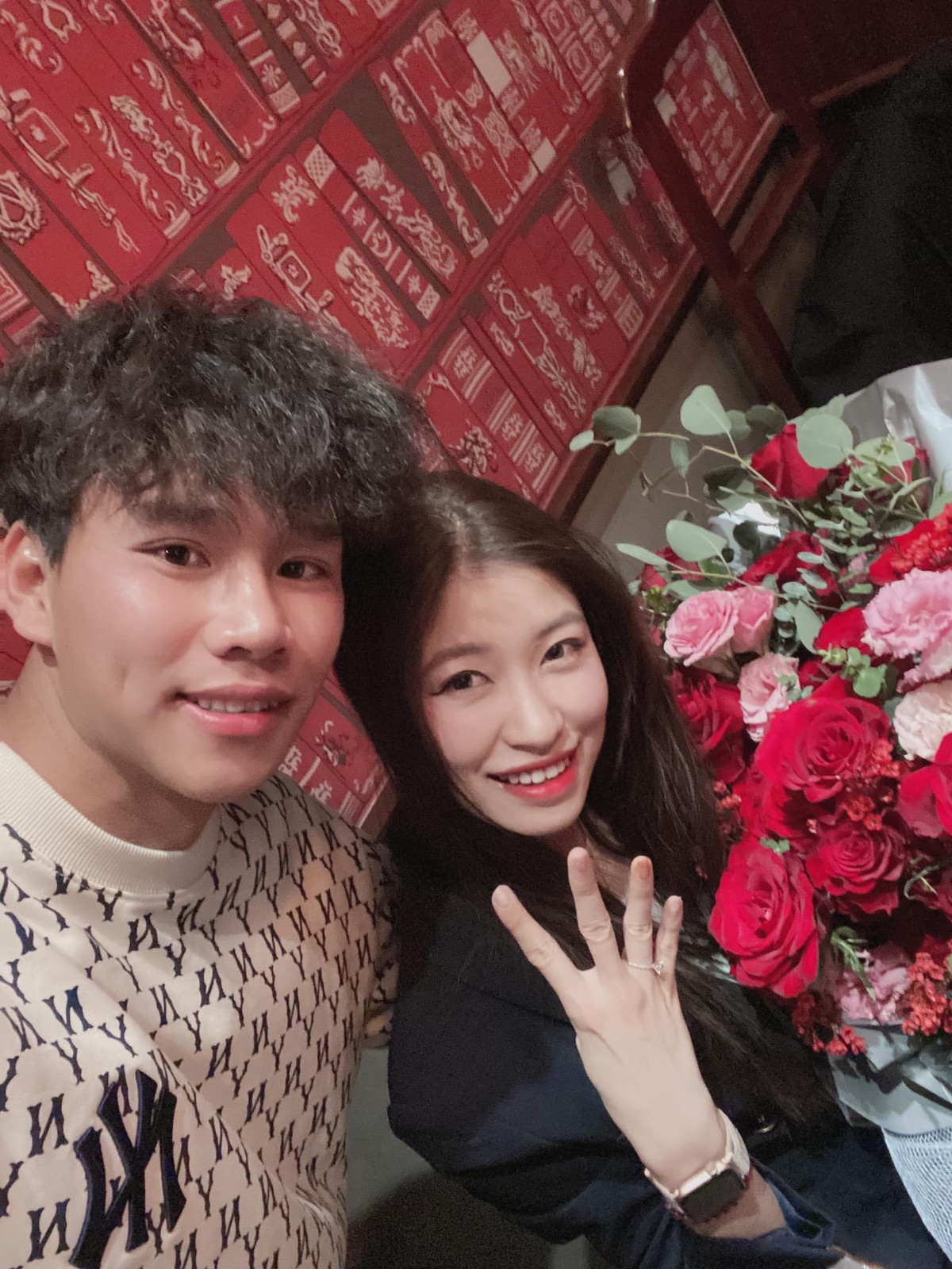 Vóc Đỗ là nàng WAGs Việt đình đám bậc nhất làng bóng đá. Cô nàng là vợ của cầu thủ Nguyễn Văn Dũng (CLB Hà Nội).