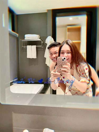 Ở phần bình luận bài đăng, rất nhiều người vào thả "haha" vì ai cũng biết CEO Nguyễn Quốc Vũ nổi tiếng chung thủy lại yêu chiều vợ con hết mực.