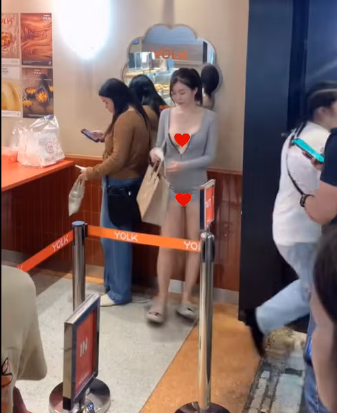 Cần phải hiểu rằng, ranh giới giữa hai khái niệm “táo bạo” và “phản cảm” là rất mong manh. Tự do cá nhân của mỗi người là điều quan trọng, nhưng nên đi kèm với ý thức và sự tôn trọng cộng đồng.